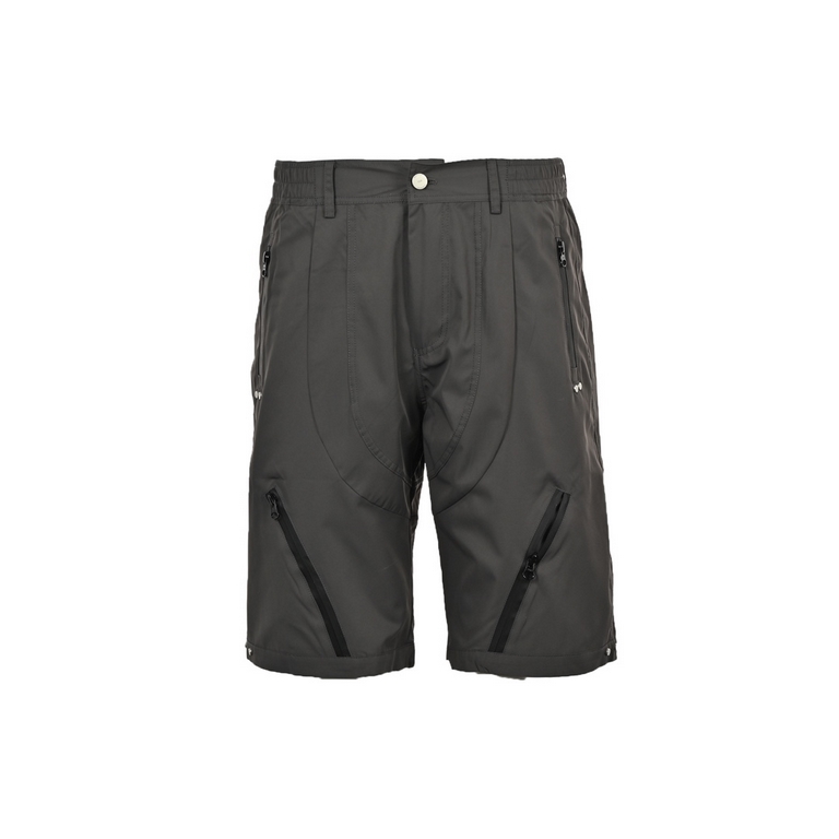 Waterproof zippered functional shortsFar archive waterproof zipper functional shorts.The fabric is made of 75D encrypted waterproof coated fabric 100% polyester fiber Pocket zippers are made of imported waterproof coated