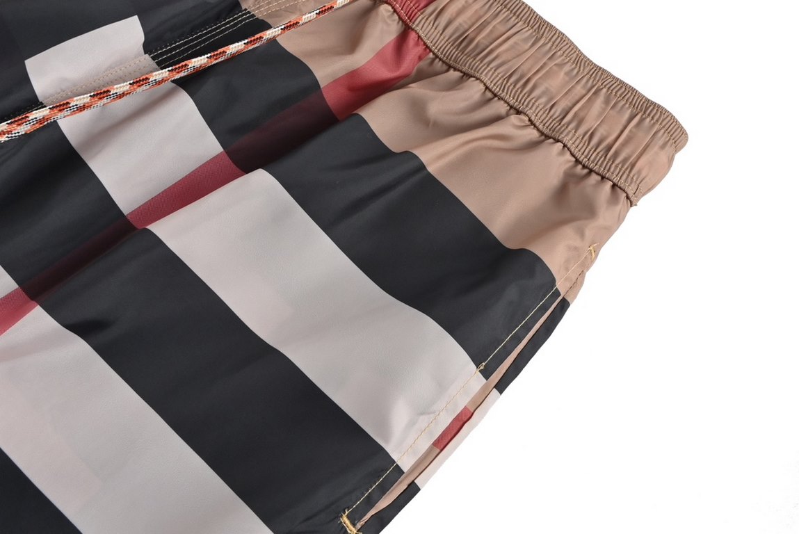 BurberryBurberry 23ss Checkered Spliced Silk ShortsSilk lightweight sporty fabric! Perfect for summer wear! Mesh patchwork inside! Breathable! Classic plaid in iconic colors! Customized drawstring! Customized full set of