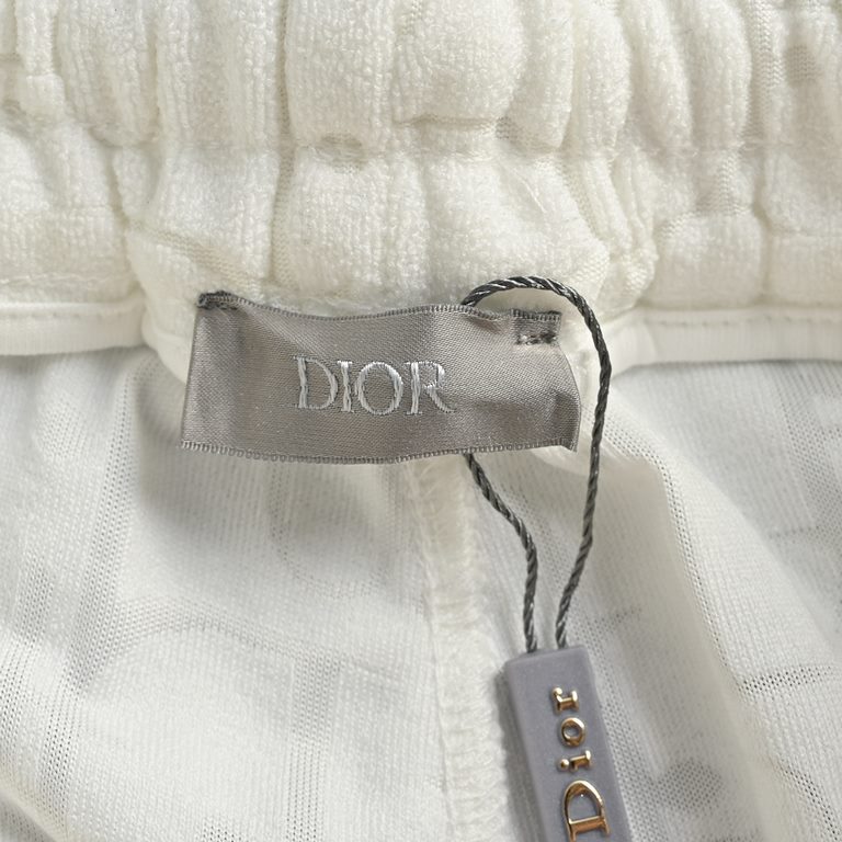 DiorDior 23ss full logo jacquard terry shorts23 new knitted shorts, customized fabric using wafer fabric weaving, jacquard knitting process.Version of the tight three-dimensional, customized pants rope hardware texture, 