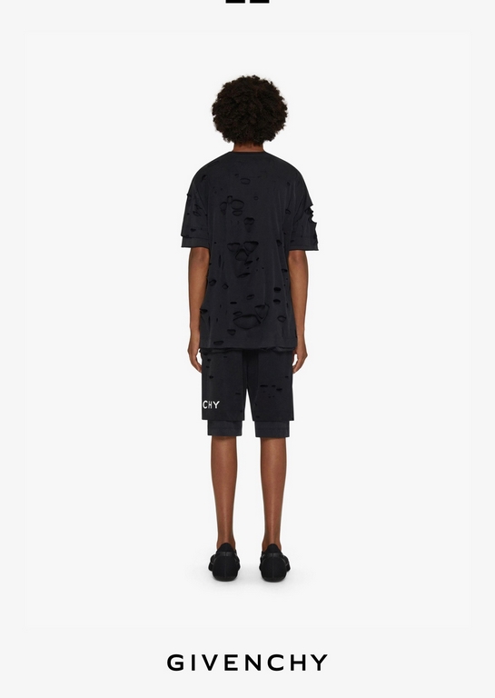 #GIVENCHY Givenchy 23ss broken fake two-piece shorts on the body