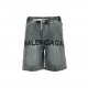 BalenciagaBalenciaga Embroidered Letter Denim ShortsHeavy wash treatment Back waist elastic design Front waist has an adjustable drawstring Accessories all customized Loose wide-legged pants version, on the body in secon