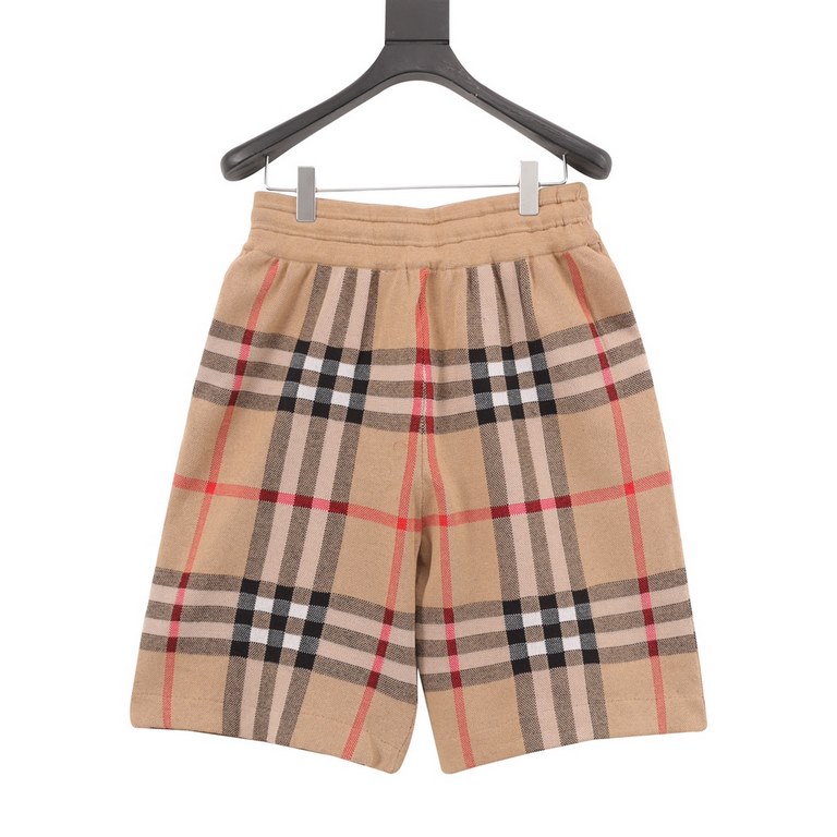 BurberryBurberry Classic Check Knit ShortsOriginal purchase, 30 cashmere 70 wool mercerized pile washing treatment, feel close to pure cashmere, close to the comfortable, 12 needle 4 color sesame point process, weight 40