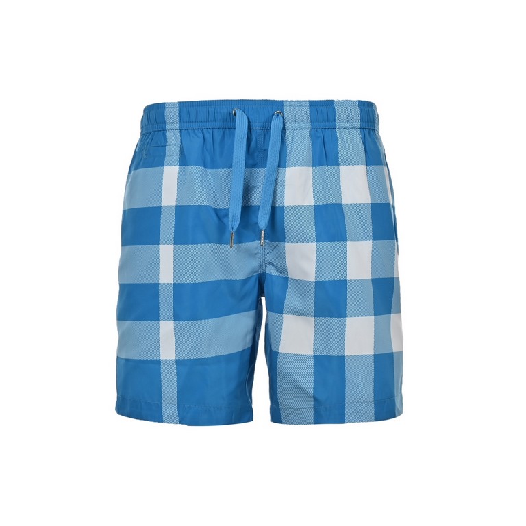 BurberryBurberry Striped Plaid Beach ShortsSummer channel limited beach shorts, custom striped fabric as the finishing touch of the entire pants, more personality senior, loose wide leg pants version, on the body in seco