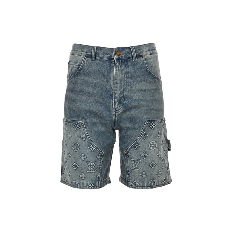 Louis Vuitton 23ss Embossed Aged Denim ShortsDonkey's new 23ss denim shorts incorporate embossed Monogram pockets into a laid-back workwear silhouette that can be styled with the same work pants or mixed and matched with