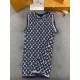 Jacquard dress               Women's New Denim SeriesTime-consuming three-month fixed weaving and dyeing yarn, raw materials used in cotton and wool blended into the body to fit the body elasticity, feel dense and soft, 