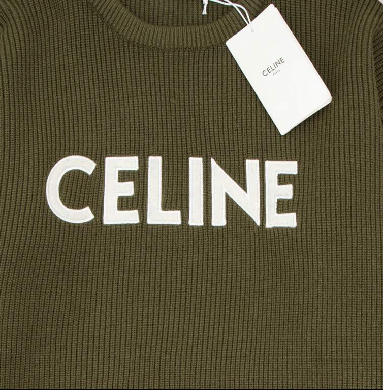 P235 ( top version, differentiated carton )-CE Classic Sweater with Fleece Embroidery on Chest- Color Picture Color- Size XS S M L- Accessories Full set of customized accessories- Gender-neutral Unisex