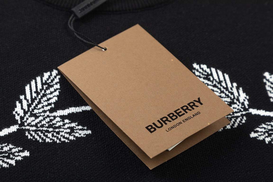 255BurberryBurberry classic wheat embroidered round neck sweater High qualityNo overly fancy packaging we spend our money on the clothes themselves!Top density heavy duty embroidery with wheat ears, no broken stitches, o