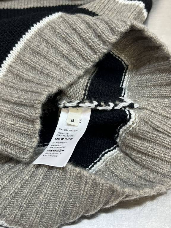 p395 Celine Gray Stripe Crew Neck Knit SweaterCollar, cuffs, hem, using ribbed shrink needle process, using 100% wool fabric, super comfortable and soft, close to wear a little bit do not feel tied, texture and comfort a