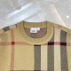 325BURBERRBbr Burberry New Crew Neck Knit Sweater for FallWinterSize：SMLThe official synchronization in the sale of loose fit, the original version of the consistent knitted jacquard plaid pattern, good wear is not picky