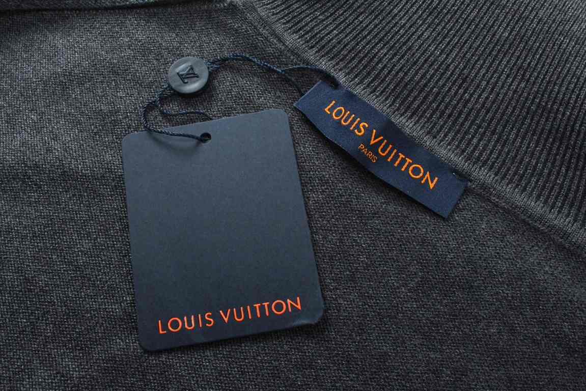 P270LOUIS VUITTON cashmere turtleneck sweater hand sleeve jacquardCashmere-blend turtleneck pullover New SS24 New!20% imported cashmere and 80% merino wool blended, soft and delicate warmth, and absolutely not tied meat,