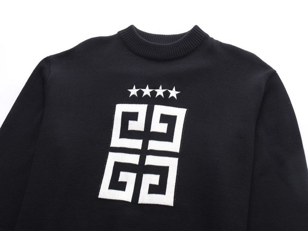 255Givenchy  Givenchy 23 sweater pentagram stars worn out do old sweaterThe use of Japanese Takari embroidery machine star embroidery letters Iogo round neck sweater using 3D high-density embroidery technology original c