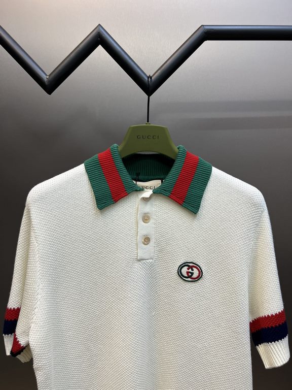 p305 Gucci Chapel Knit Polo ShirtOriginal color-coordinated dyeing wool, embroidery process, the logo using imported custom embroidery thread, with a glossy feel, creating a three-dimensional relief embroidery effect, br