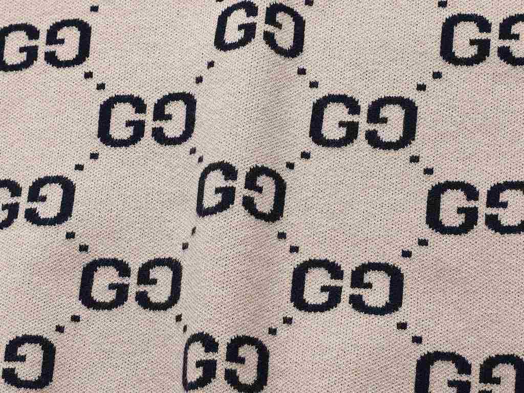 P260 (top of the line version) Distinctive cartons)Style Gucci Gucci Double G Full Print Customized Wool SweaterColor picture colorSize XS-LMaterial woolAccessories full set of customized accessoriesGender-neutral Unisex