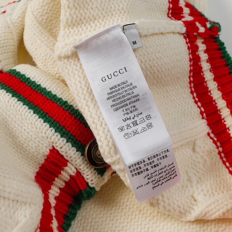 295 (Classic popover)Gucci Gucci Classic College Twisted Knit Wool CardiganImported from Italy made of wool The use of positive 3-needle stranded thick needle eight loop needle red and green stripes with three-dimensiona