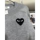 138  Paly Rei Kawakubo Classic love   sweater never out of fashion models  , outside wear inside take are no problem ! Wool blend material, warmth is super good, the classic is as long as you wear not bad will not be out