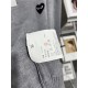 138  Paly Rei Kawakubo Classic love   sweater never out of fashion models  , outside wear inside take are no problem ! Wool blend material, warmth is super good, the classic is as long as you wear not bad will not be out