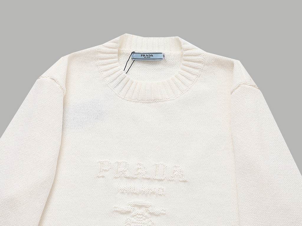 P260 (top of the line version) Distinctive cartons)Style Prada Prada Customized Wool SweaterColor picture colorSize S-XXLMaterial woolAccessories full set of customized accessoriesGender-neutral Unisex