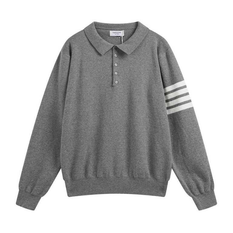 p225Thom Browne  TB23 fall and winter new polo lapel sweater.Made of wool and cotton, the sweater is soft and smooth, warm and comfortable, embellished with TB classic elements, mother-of-pearl buttons on the placket, an