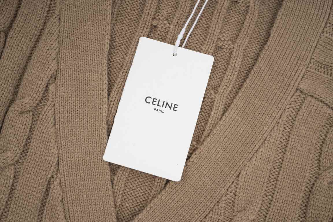 280Model No. D75Celine Celine New TRIOMPHE Embroidered Twisted Knit CardiganMaterial blended goat hairTechnics TRIOMPHE embroideryLeather material sheepskinTRIOMPHE embroidery on classic V-neckline｜ dolman sleeves｜ ribbe