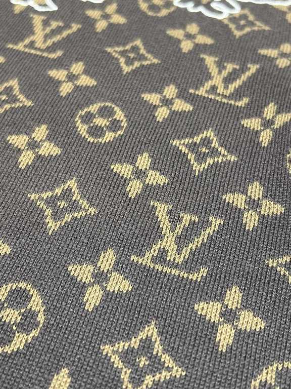 p325 Lv MONOGRAM embroidered sheep sweater14S woven jacquard tissue fabric, wool embroidery process, double-sided classic old flowers jacquard design, both positive and negative are exquisite jacquard process, fine yarn 