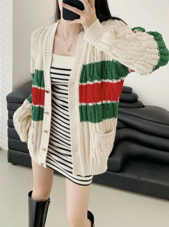 top effect pictureGucciGucci Red and Green Trimmed Webbing Twist Cardigan