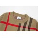 P250 BURBERRY Burberry. Colorblocked plaid crew neck classic colorblockingAll of the color fixed dyeing cotton yarn containing wool, soft and skin-friendly, double knitting is very thick, feel invincible good, get in the