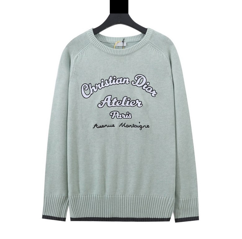 P285 (with carrying case packaging)CD 2022 New Embroidered Letter Sweater  original internal price of 7945 buy  , this section uses 70 wool 30 nylon blended 26 double-stranded yarn, to the plate dyeing, so that the feel 