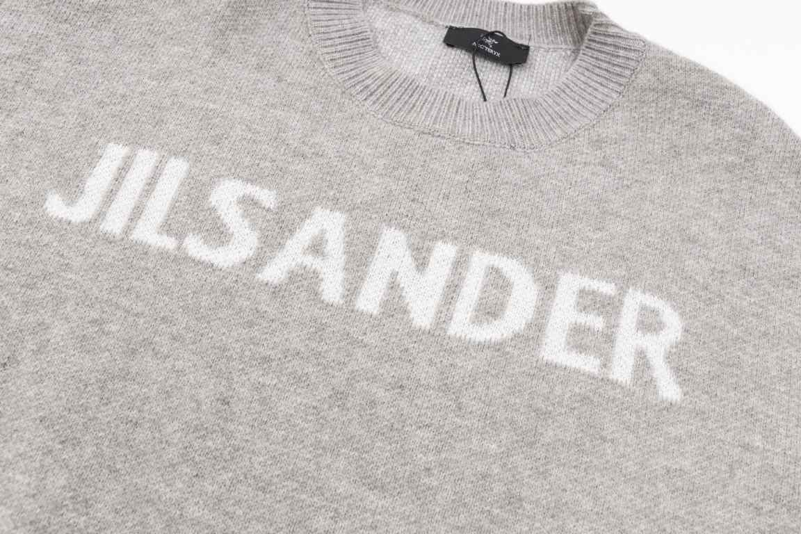 270JILSANDE Beginner Letters Reversible Jacquard Long Sleeve Sweater12-needle imported jacquardPre-shrink washSize S M L XL Original Fabric 90% Cotton, 10% AcrylicDifferent from the marketYou'll know it when you get it..