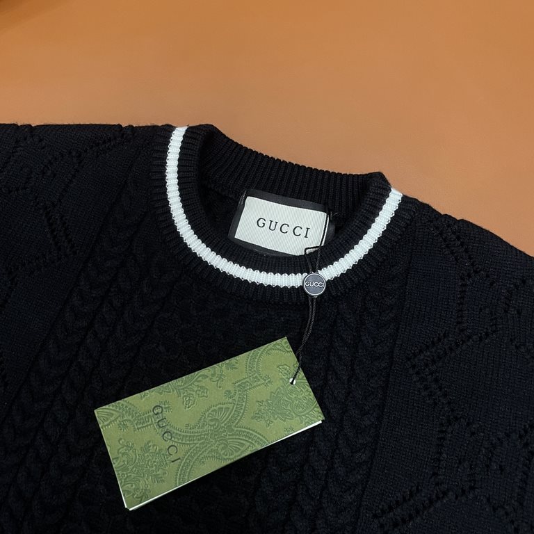 P230 (heavy weight high version)Gucci  Gucci 23ss new jacquard wool knit sweater OS version   men's and women's same modelsThe whole garment 500 grams of heavy weight seconds market currencyThe wool is knitted using 7 ne