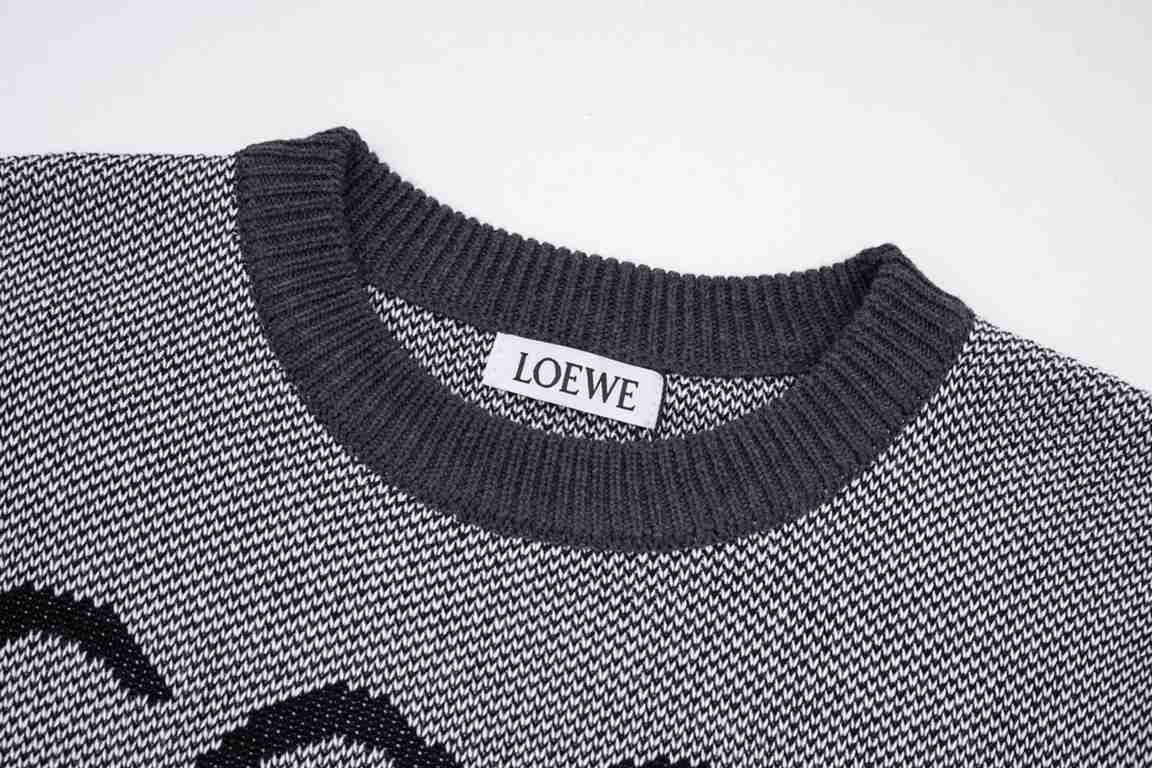 270Model No. T18New LOEWE Loewe 22ss latest stunning hemp grey patchwork jacquard round neck sweater YYDS stunning color is not old-fashioned!- Introduction Founded in 1846, the luxury leather goods brand LOEWE, innovati