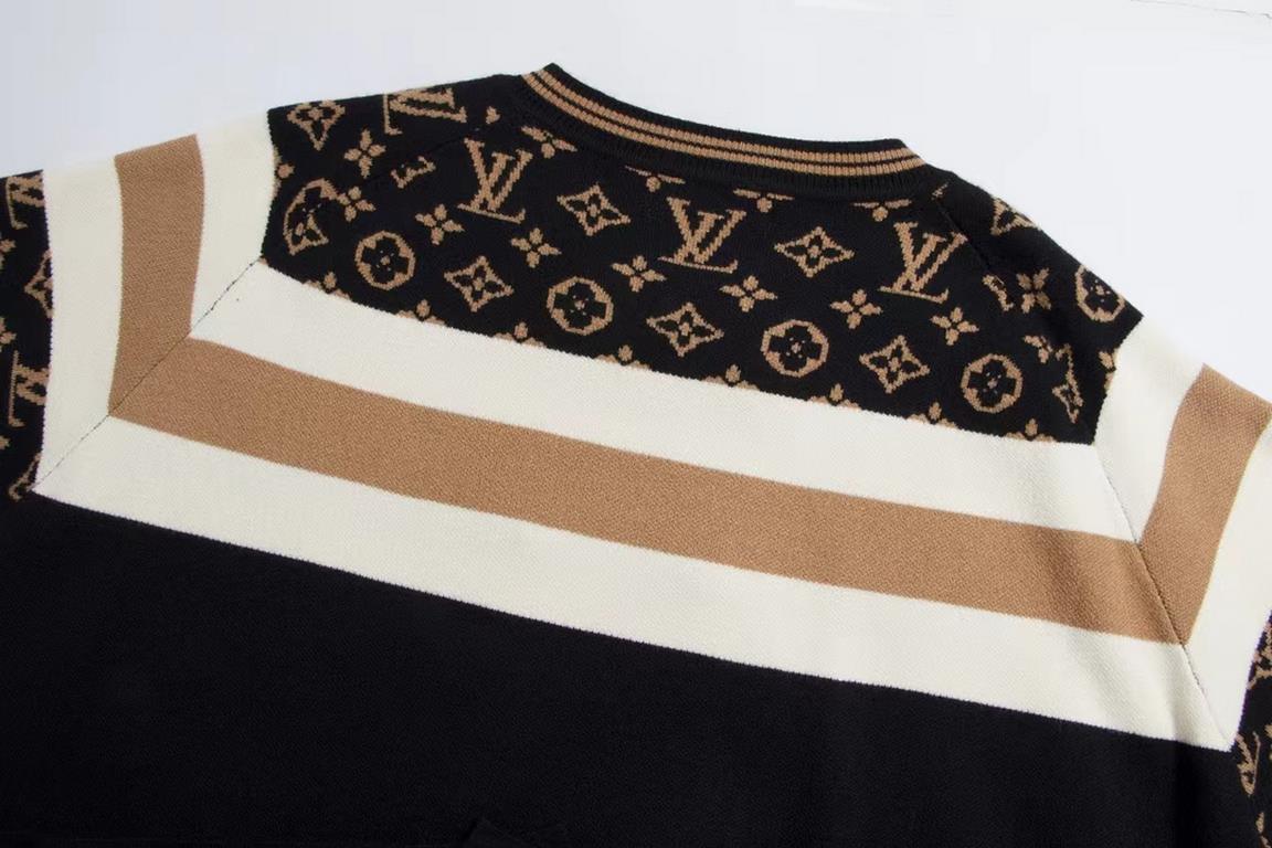 225   (white group)LV Louis Vuitton FallWinter Exclusive Old Flower Logo Knit Cardigan JacketElegant this piece is also cardigan This small cardigan casually with do not too absolute son Using wool blended delicate fabri