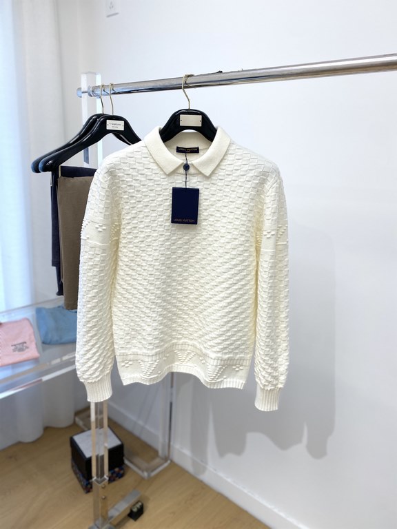 Support for after-sales after the yearLouis Vuitton, 2023 new wool sweater has a delicate and soft feel, can be directly in contact with the skin, so that the warmth of the yarn changes out of the delicate texture, the t