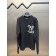 p415 LV large logo appliquéd sweaterThe color of the wool yarn is fixed dyeing, and the logo is difficult to weave with 9 wool yarns into one yarn! Neckline position threaded in the middle to add high elasticity rubber b