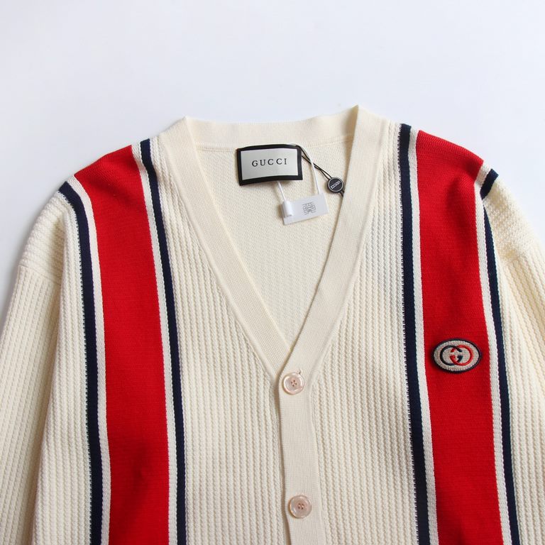 072# P 265 [GUCCI] Gucci Small Label Embroidered Single Breasted Long Sleeve Sweater CoatColor-coded wool blended cotton yarn, high grams of high-density ultra-high quality, the wool is soft and delicate skin-friendly, s