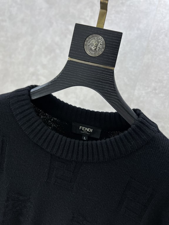 320. FENDI Fendi 2023ss fall and winter new wool blend round neck long sleeve sweater wool sweater bottoming shirt, high-end version! Counter customized fabrics Breathable comfort, impeccable details, brand elements desi