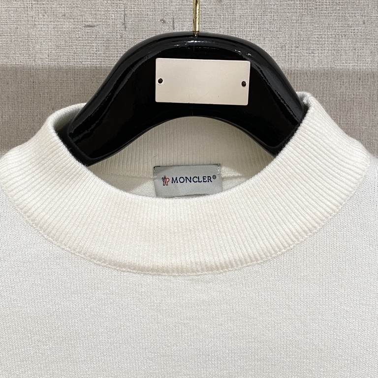 Support for after-sales after the yearMengkou, 2023 new wool sweater has a delicate and soft feel, can be directly in contact with the skin, so that the warmth of the yarn changes out of the delicate texture, the top cra