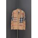 335 (not in stock to staple)Bbr Burberry High Edition Plaid Wool Jacquard CardiganThe latest shelves wool knit sweater hot online, the official website price ￥ 9145 is still the eternal classic plaid elements, this year'