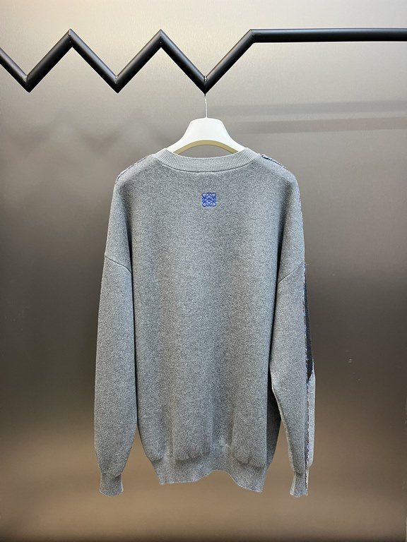 p435 loewe loewe geometric patchwork gray sweaterImported German weaving machine, made of cashmere fabric, soft and comfortable skin-friendly feel, irregular color blocking jacquard   hand embroidery process!Size s m l x