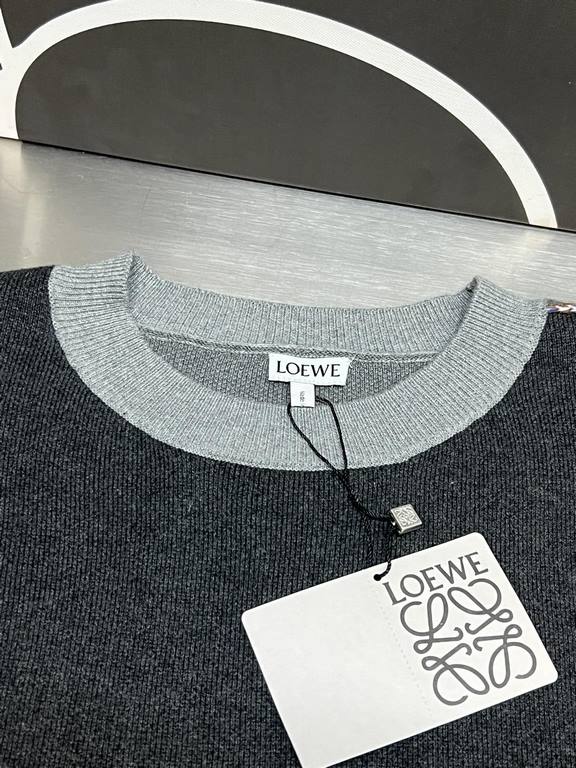 p435 loewe loewe geometric patchwork gray sweaterImported German weaving machine, made of cashmere fabric, soft and comfortable skin-friendly feel, irregular color blocking jacquard   hand embroidery process!Size s m l x