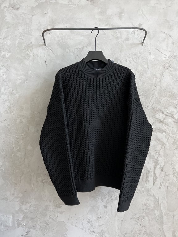 P330Parisian Balenciaga new 23FW BLCG collar label sweater black men and women with the same modelsProcess description knitted ribbed hem and cuffs using 12 knitting machine to do single-sided process its shrinkage size 