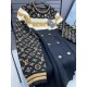 225 LV Louis Vuitton Exclusive FallWinter Old Flower Logo Knit Cardigan JacketElegant this piece is also cardigan This small cardigan casually collocation do not too absolute son The use of wool blended delicate fabric w