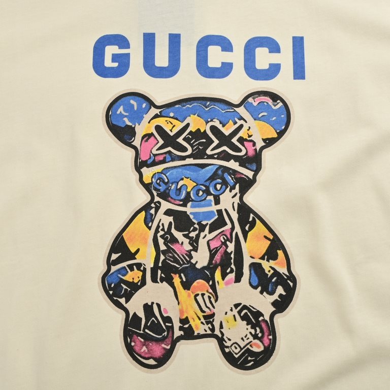 GucciGucci 24ss Graffiti Bear Print Short SleeveSynchronization of the official website, counter cotton fabric! Skin comfortable, durable and good to wear, classic simple logo design, the original craft meticulous, custo