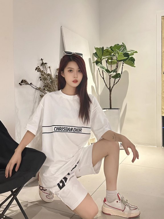 #DiorDior 23ss waistline embroidered letter logo short sleeve top