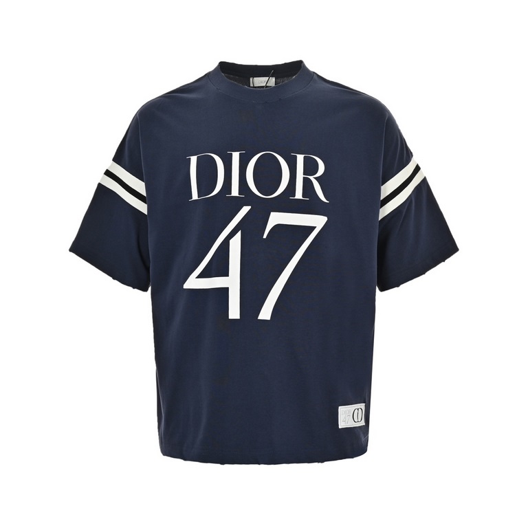 DiorDior 24ss Large Letter Logo Printed Plunger Sleeve Short SleeveMade of 21 count double combed compact spinning yarn, using imported anti-fade reactive dyes to board fixed dyeing color blue. Jacquard ribbed horizontal