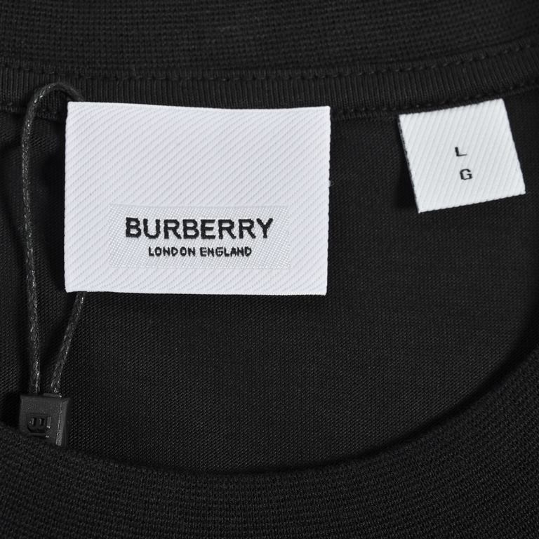 BurberryBurberry 22ss Embossed Gum Lettered Slogan Short SleeveMade of 50S double strand full mercerized cotton fabric, 2×2 combed cotton compact spun thread, collar and shoulder double needle walking thread work. Custom