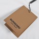 BurberryBurberry 22ss Embossed Gum Lettered Slogan Short SleeveMade of 50S double strand full mercerized cotton fabric, 2×2 combed cotton compact spun thread, collar and shoulder double needle walking thread work. Custom