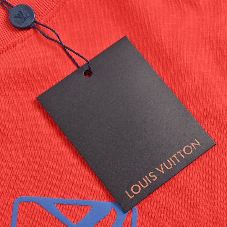 .Louis VuittonLouis Vuitton 24ss Big Logo Graffiti Print Short SleeveAutumn and winter the latest brick counter synchronization OS drop-shoulder version of fashion and personality, super versatile and good-looking one!Me