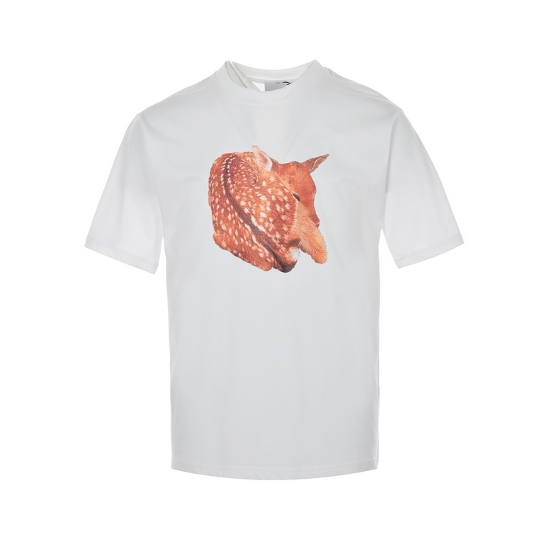 BurberryBurberry 22ss Fawn Print Short Sleeve2022SS new BBR short-sleeve T-shirt with printed fawn and small letters on the back side print, trendy and low-key simplicity. Cotton fabric texture comfortable soft and breat