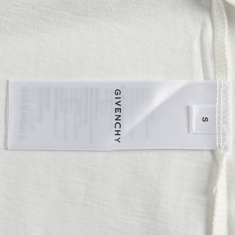 GIVENCHY Givenchy 23ss Reflective Letter Print Short SleeveMade of 50 count double stranded pima long yarn American cotton fabric, reflective letters on the chest customized according to the original 11, high temperature