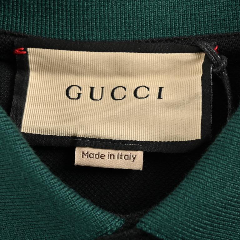 GucciGucci 24ss Red and Green Collar Embroidered Double G Pocket Polo Short SleeveJodie fabric 260g red and green striped collar embroidered double G short sleeve polo shirtBlack colorSizeXS-L